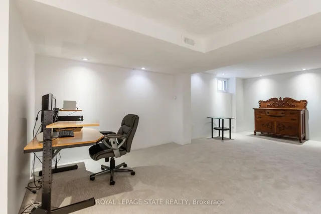 Additional image 28 of 148 Terrace Dr