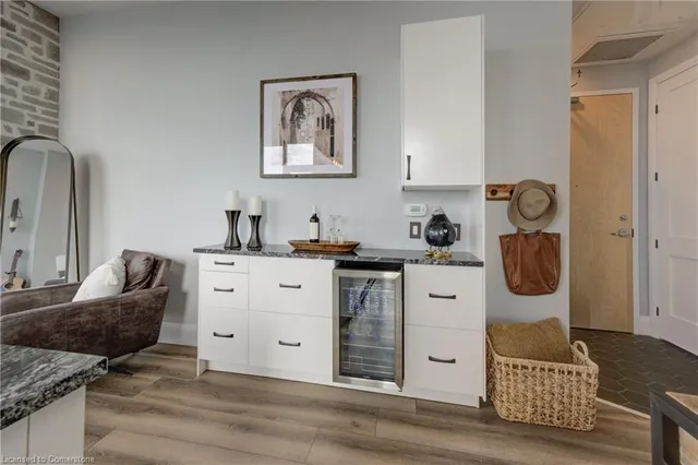 Additional image 20 of 60 Charles St Unit 2908