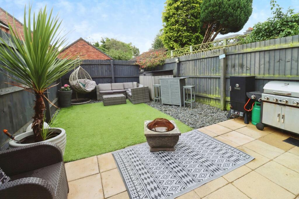 Additional image 23 of Harrison Close, Eastham