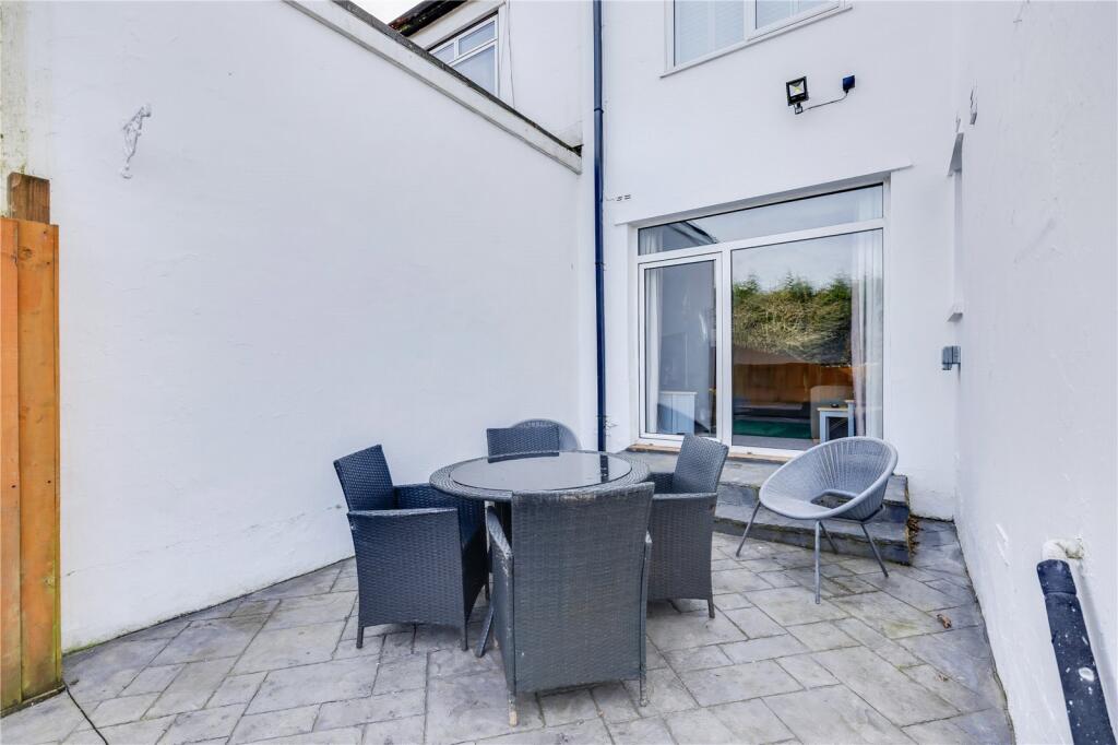 Additional image 26 of Holmwood Close, Cyncoed, Cardiff, CF23