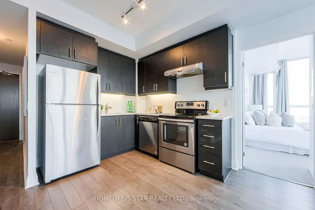 Additional image 15 of 17 ZORRA St Unit 2103