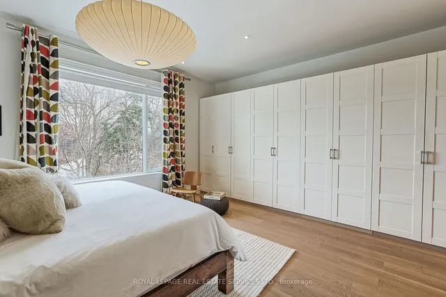 Additional image 22 of 115 Humbercrest Blvd