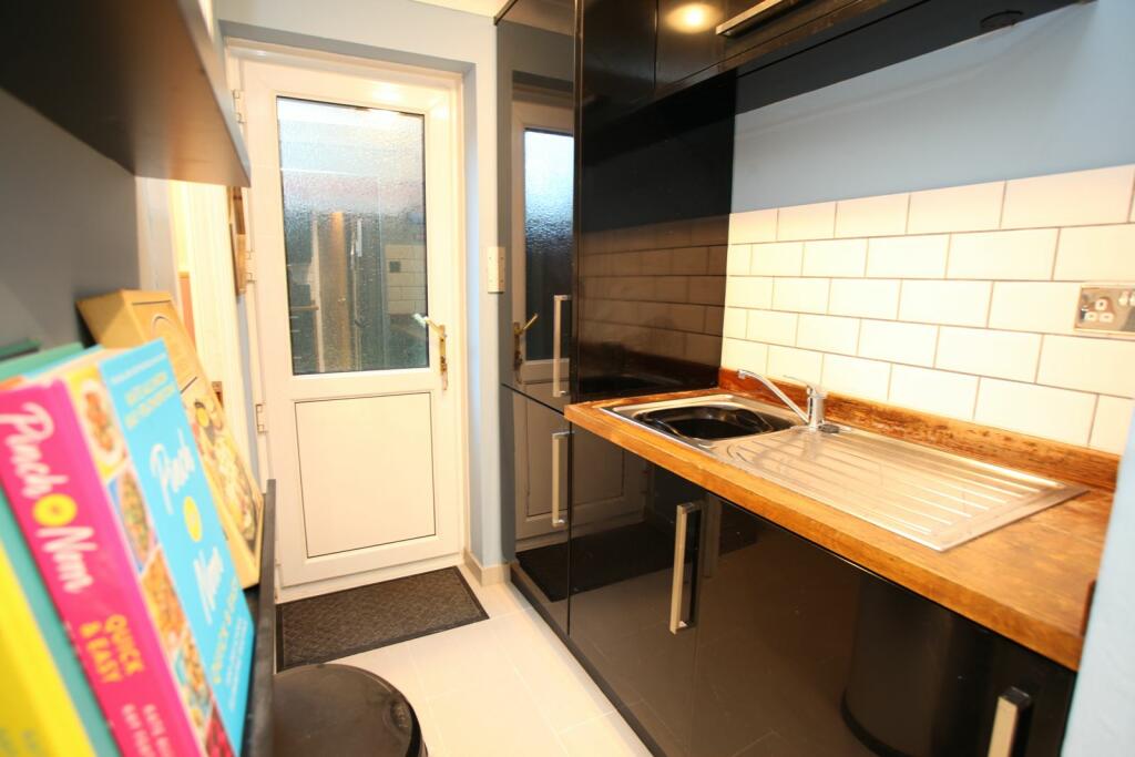 Additional image 11 of Heol Isaf Hendy, Miskin, Pontyclun