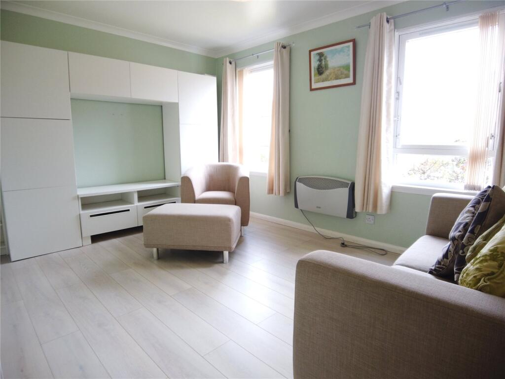 Pitmedden Terrace, City Centre, Aberdeen, AB10