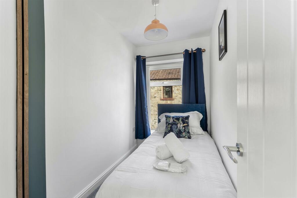 Additional image 12 of Upper Alma Place, Pentre