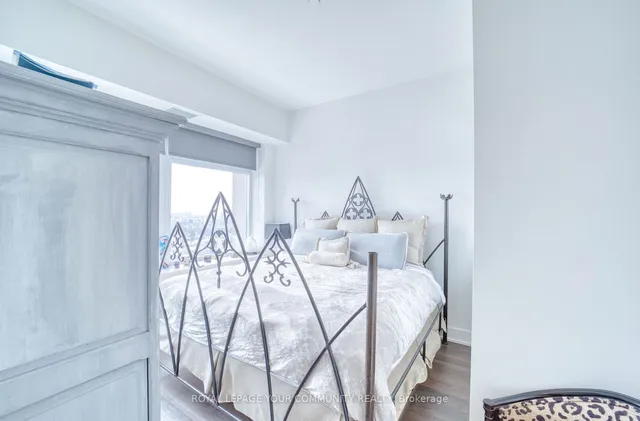 Additional image 29 of 111 St Clair Ave Unit 1618