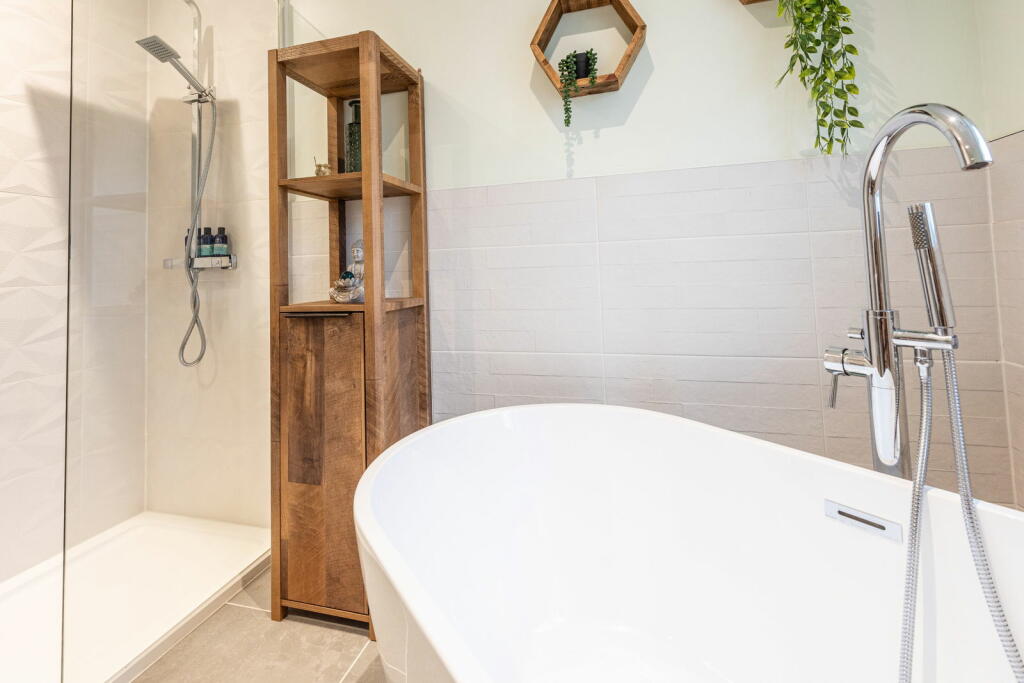 Additional image 21 of Epsom Road, Moreton, CH46