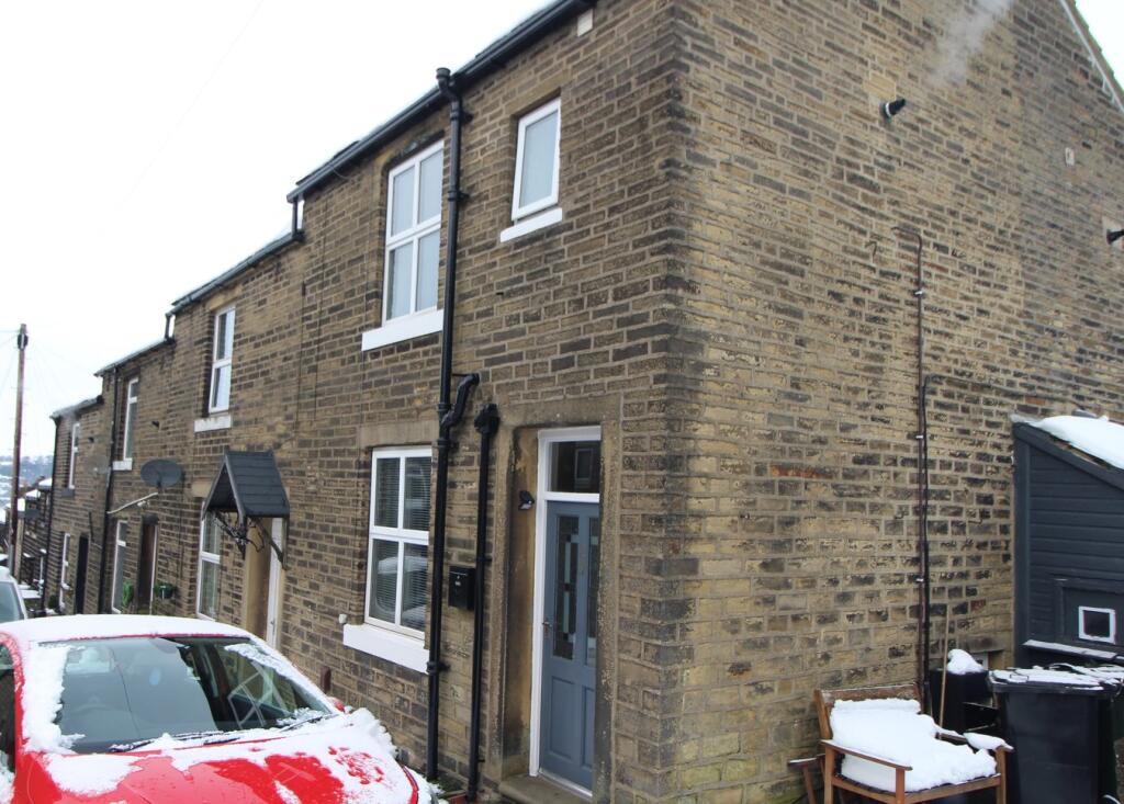 Bingley Road, Cross Roads, Keighley, BD22