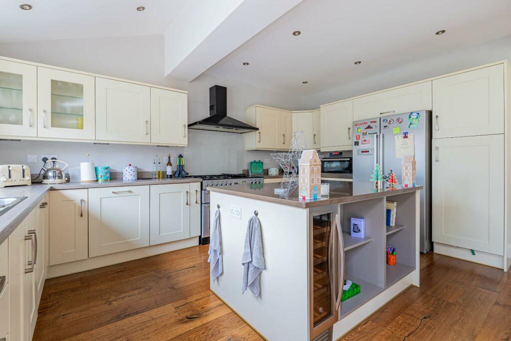 Additional image 7 of Baron Close, Penarth