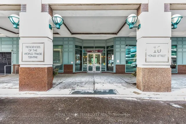 Additional image 2 of 10 Yonge St Unit 2609