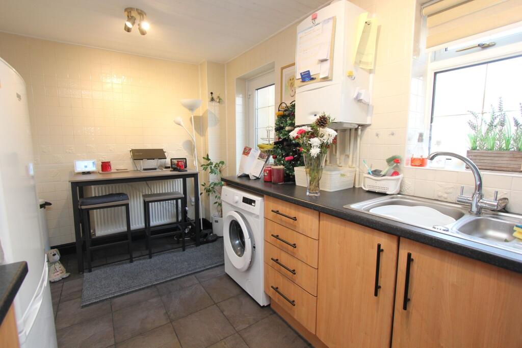 Additional image 7 of Readers Way, Rhoose, CF62