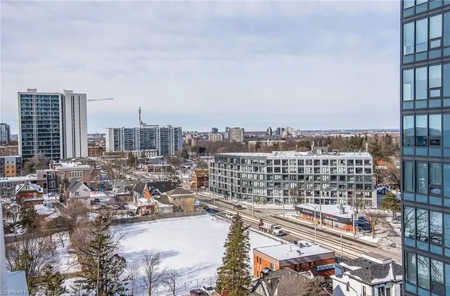 Additional image 25 of 15 Wellington St Unit 1101