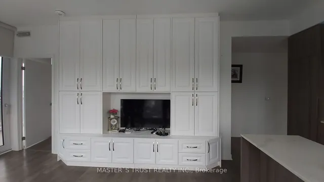 Additional image 8 of 15 Holmes Ave Unit 1508