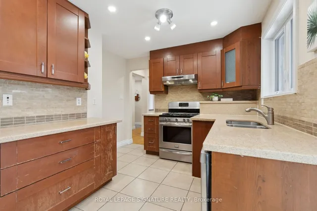 Additional image 12 of 48 Neapolitan Dr