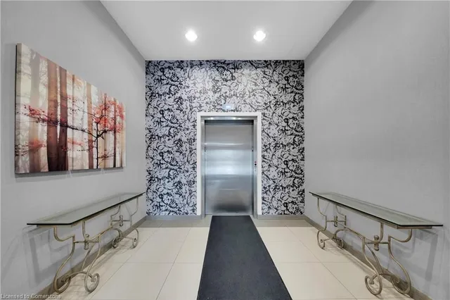 Additional image 19 of 427 Aberdeen Ave Unit 304