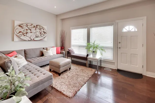 Additional image 34 of 16 Turret Hill Way