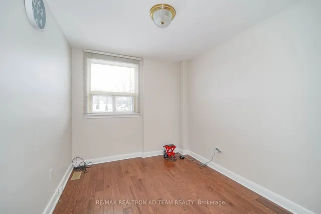 Additional image 18 of 36 Benshire Dr