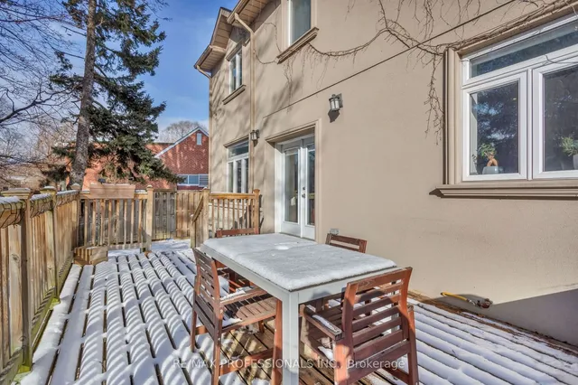 Additional image 16 of 128 Westrose Ave