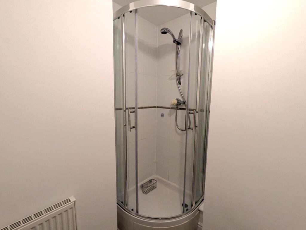 Additional image 10 of Third Floor Apartment, Glan Y Mor, Y Rhodfa, Barry, CF63 4BB