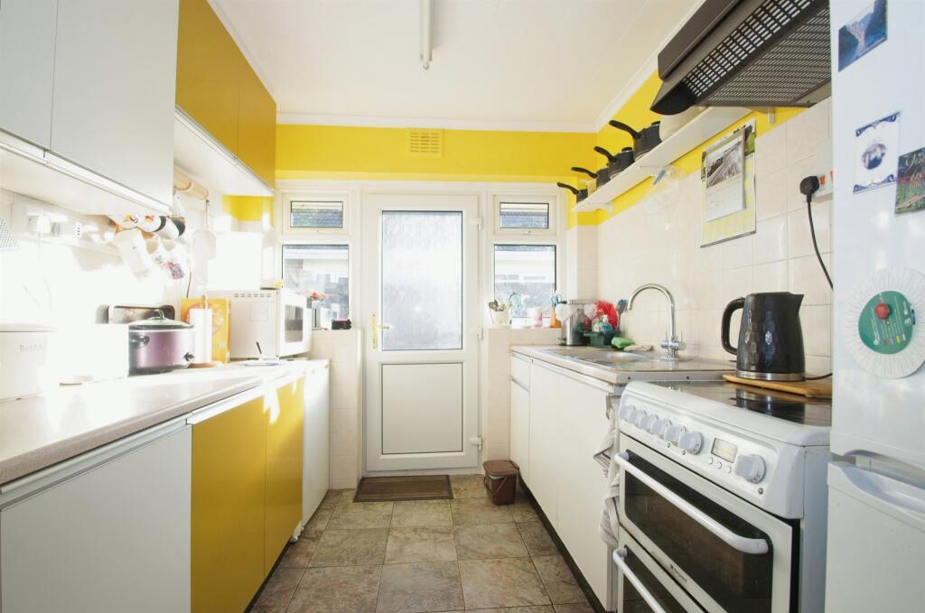 Additional image 4 of West Park Drive, Porthcawl