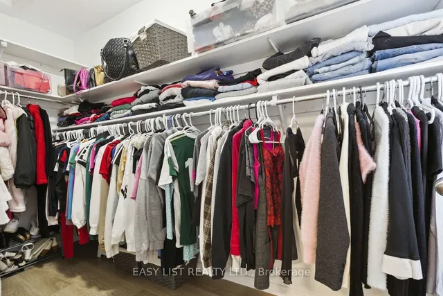 Additional image 21 of 75 Meadowridge St