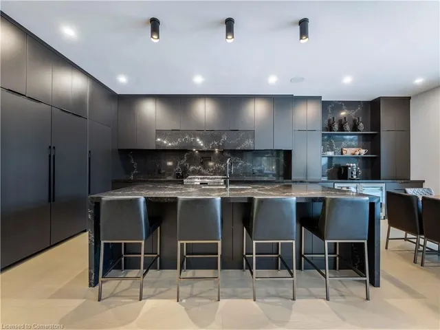 Additional image 12 of 185 Valleyview Dr