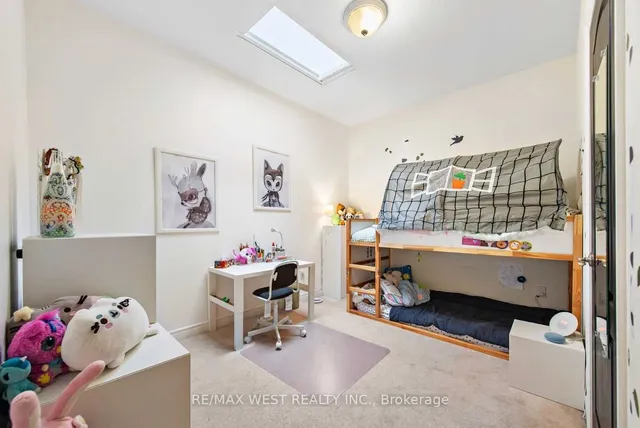 Additional image 17 of 1463 Queen St