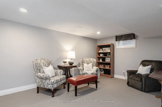 Additional image 39 of 18 Haviland Dr