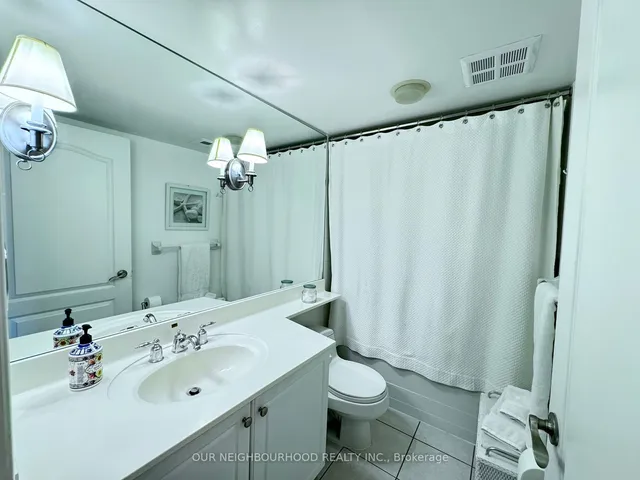 Additional image 22 of 205 The Donway W Unit 320