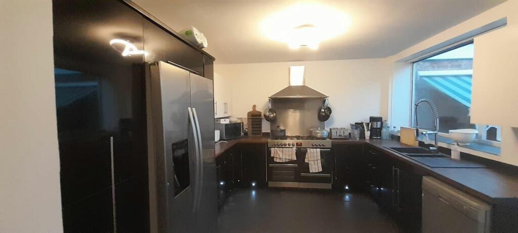 Additional image 2 of Green Lawn, Birkenhead, Merseyside, CH42 2DY