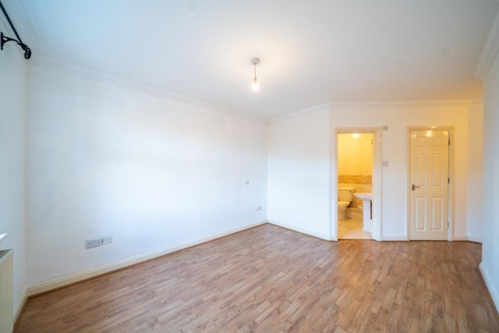 Additional image 5 of Meols Drive, CH47