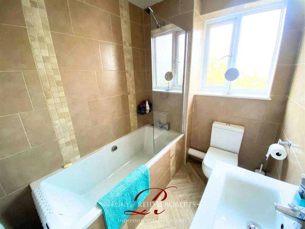 Additional image 18 of Min Awel, Flint