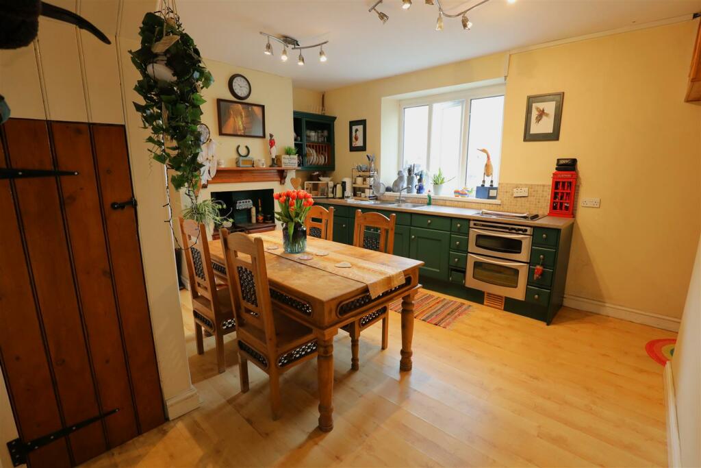 Additional image 6 of 1 Railway Cottages, Llandow, Nr Cowbridge, Vale Of Glamorgan, CF71 7NX