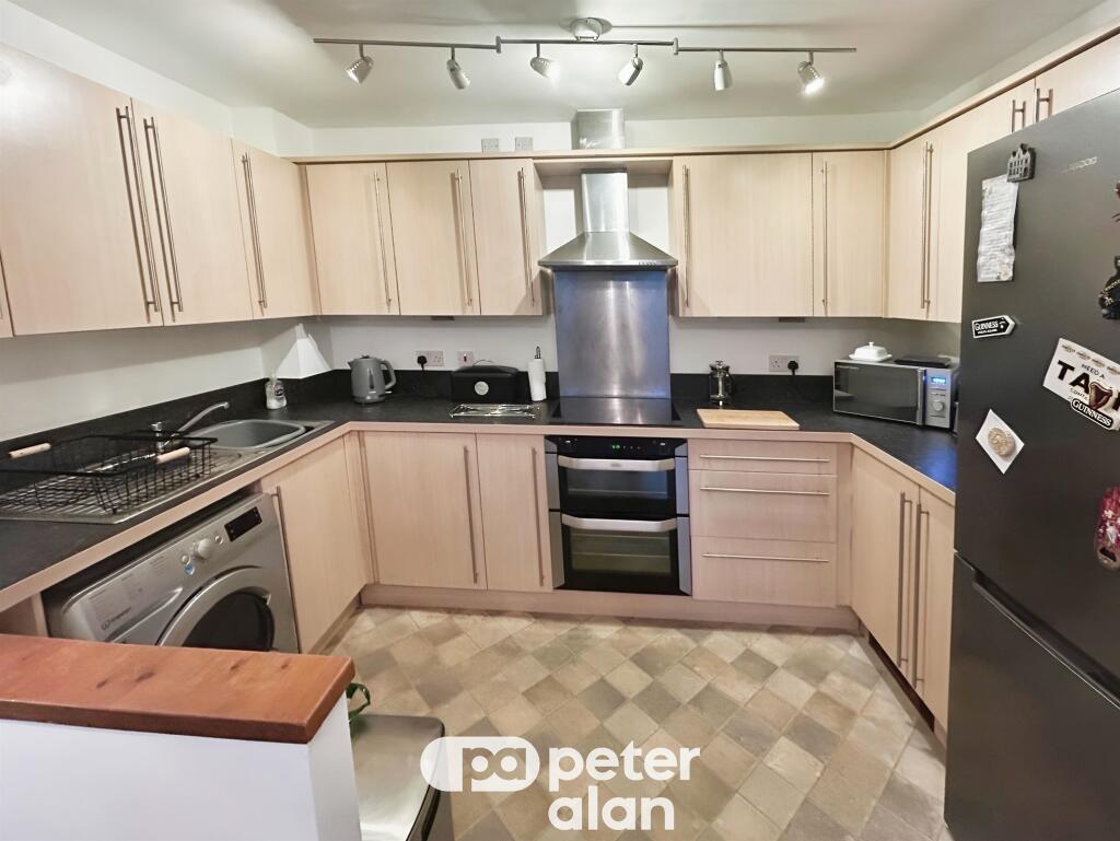 Additional image 6 of Park Street, Bridgend