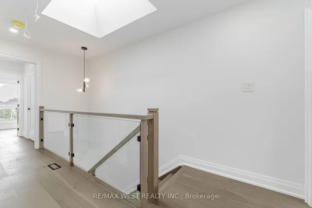 Additional image 23 of 52 Exmoor Dr