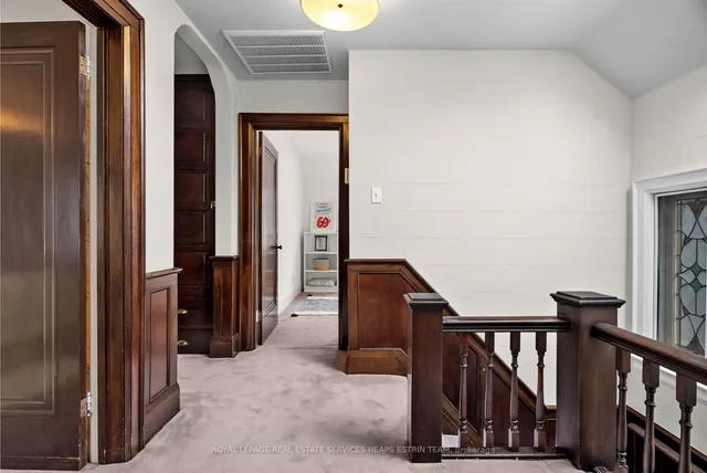 Additional image 16 of 241 Chaplin Cres