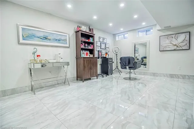 Additional image 20 of 370 Stonehenge Dr Unit 9