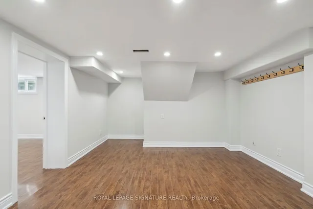 Additional image 27 of 48 Neapolitan Dr