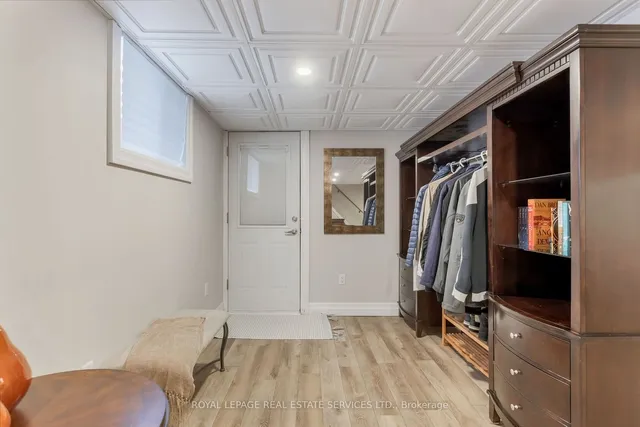 Additional image 26 of 18 Alderson Dr