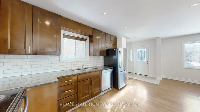 Additional image 10 of 726 Eglinton Ave