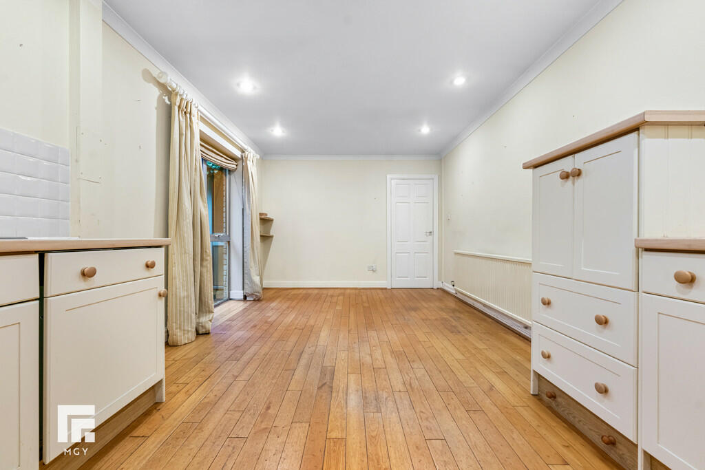 Additional image 11 of Cranmer Court, Ely Road