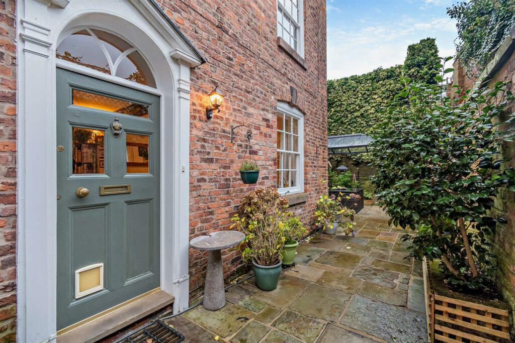 Additional image 19 of Town House, Lower Bridge Street, Chester