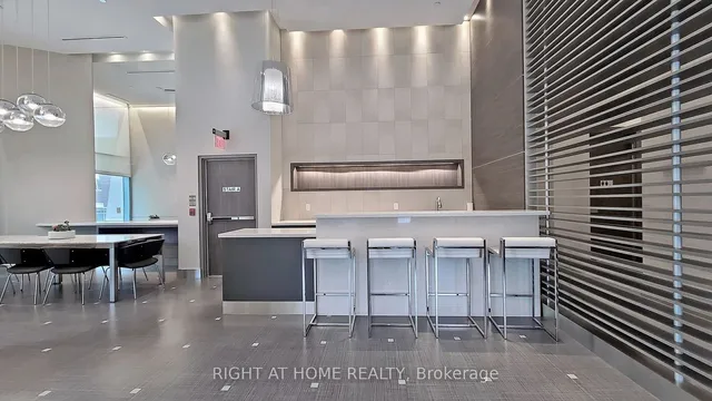 Additional image 8 of 500 Sherbourne St Unit 2604