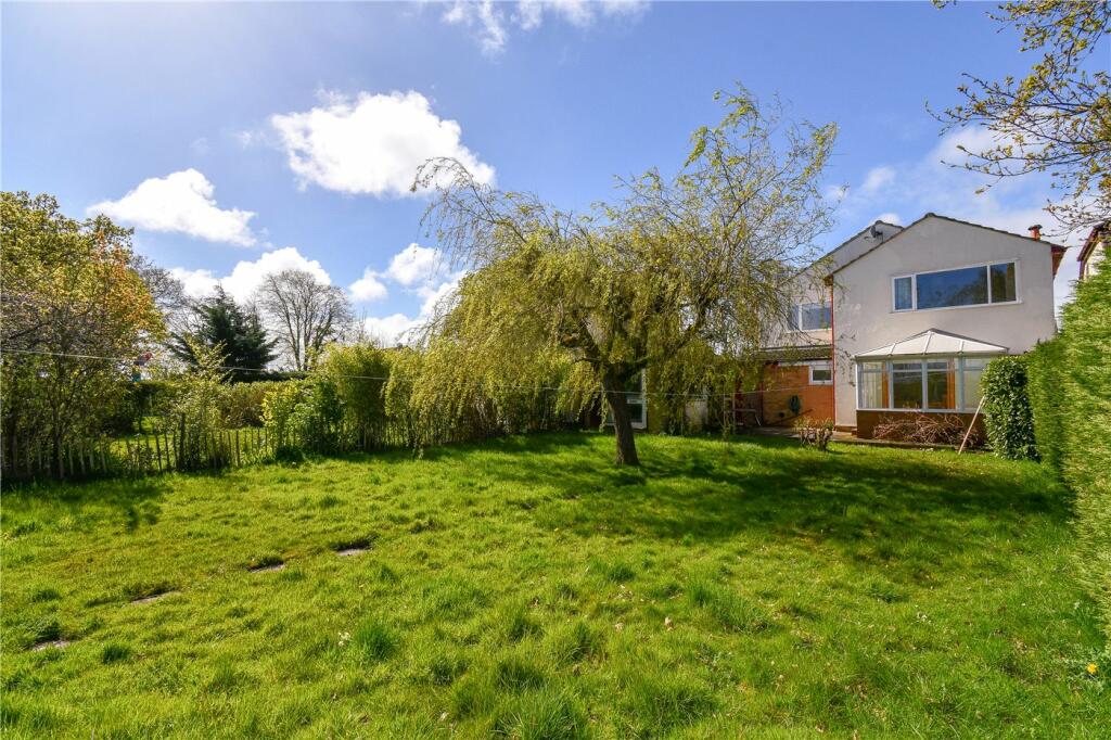 Private Drive, Barnston, Wirral