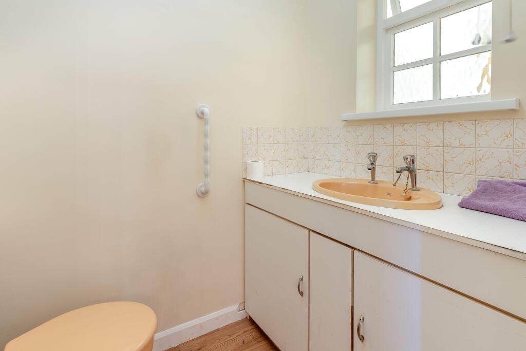 Additional image 17 of Pentwyn Deintyr, Treharris