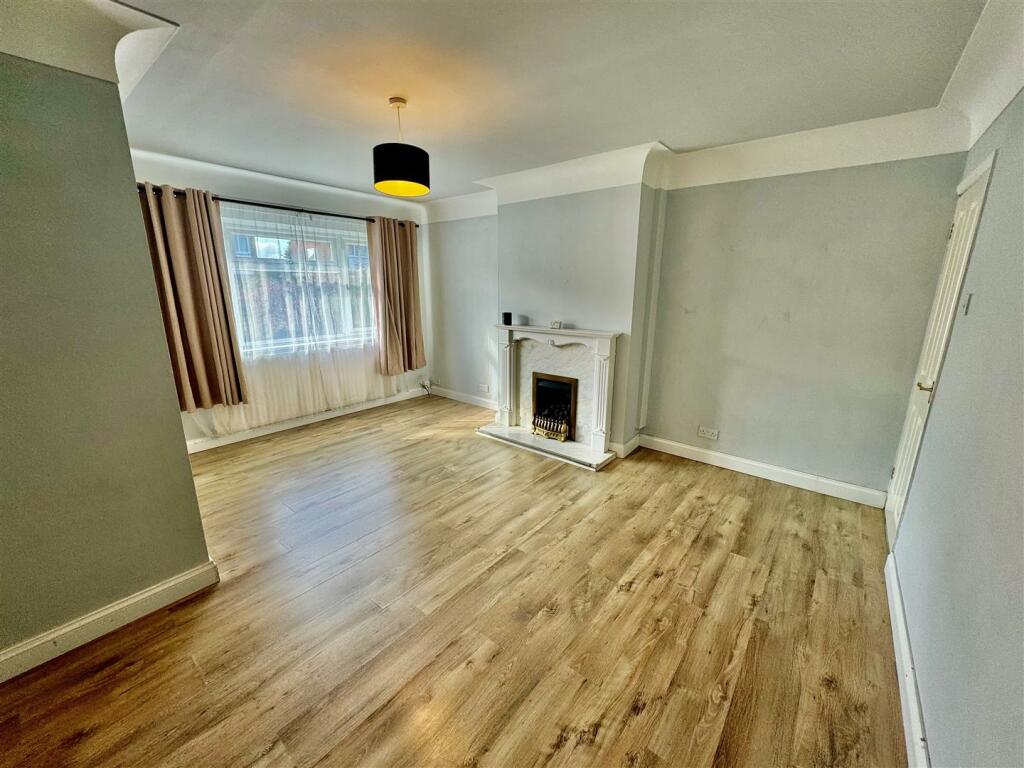 Additional image 3 of Chestnut Close, Hoole