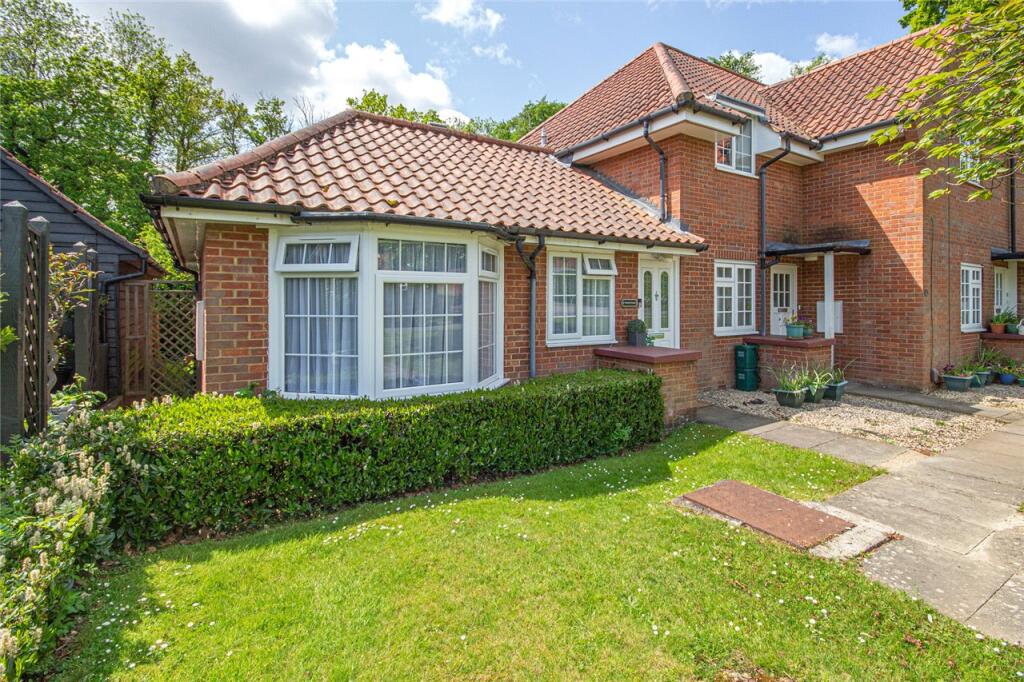 Perrywood, Walden Road, Welwyn Garden City, AL8
