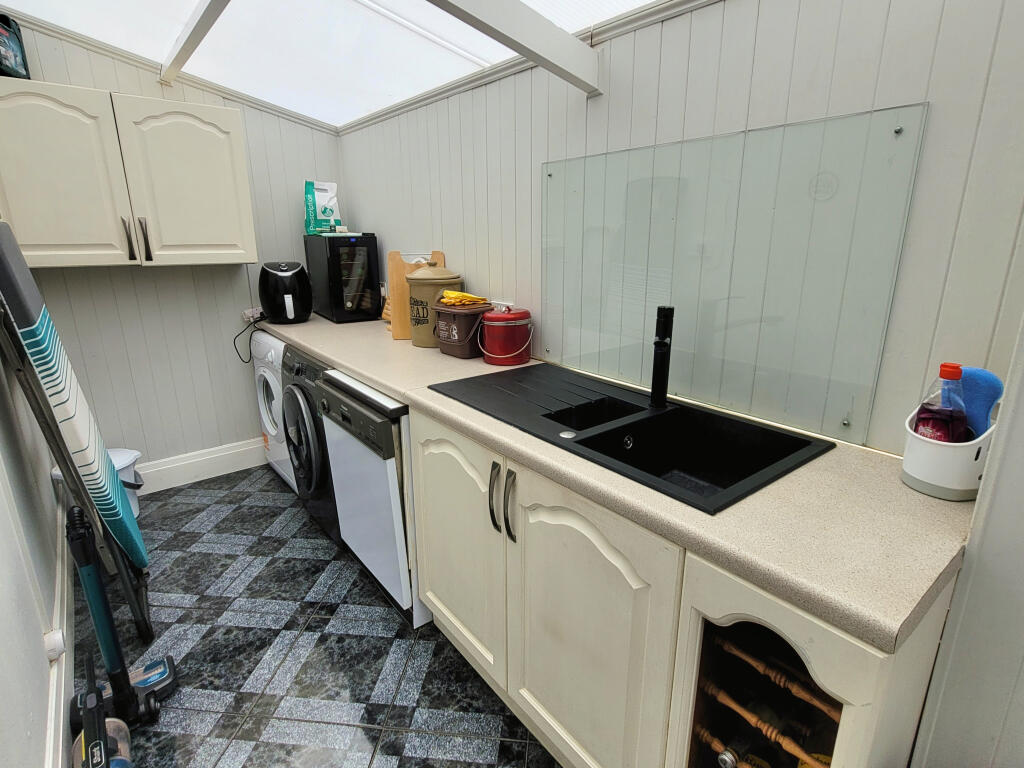 Additional image 13 of SEVERN ROAD, PORTHCAWL, CF36 3LN