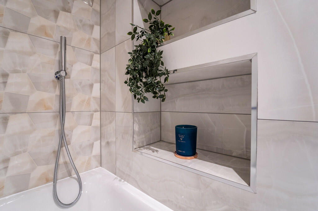 Additional image 9 of Mews 3, Bollands Court, Commonhall Street