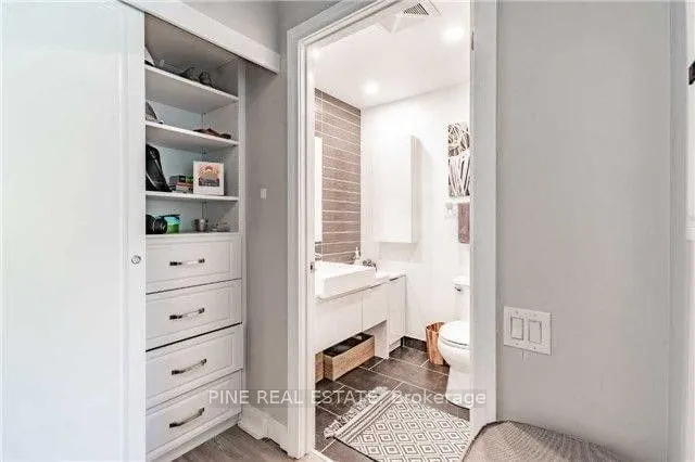 Additional image 6 of 5 Hanna Ave Unit 107